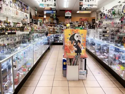 Knight Smoke & Gift Shop, Google photo 3