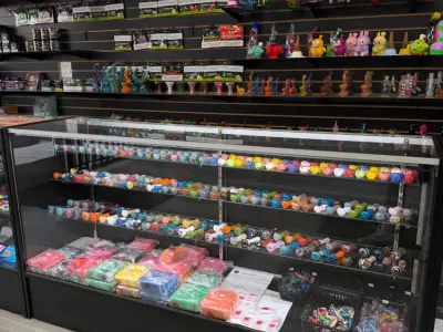 The Dons' Smoke Shop, Google photo 2